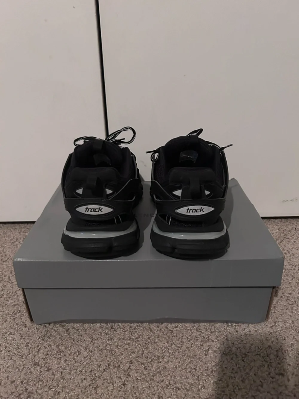 Balenciaga Black and Silver Insole Label Sneakers - Picture 4 of 8